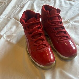 Air Jordan 11 “Win Like ’96” – Men’s Size 11.5 (Slightly Used)